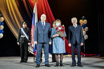 Депутаты поздравили  коллектив  военно-морского клинического госпиталя  с 85-летием учреждения