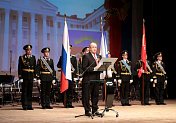 Спикер регионального парламента Сергей Дубовой поздравил ветеранов и моряков-североморцев с наступающим Днем Победы
