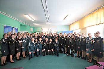 Мурманские кадеты встретились с Героями России