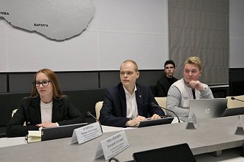 Очередное заседание Молодежного парламента состоялось в Мурманской областной Думе