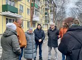 Роман Пономарев встретился с жителями домов №37 и №39/1 на улице Шмидта