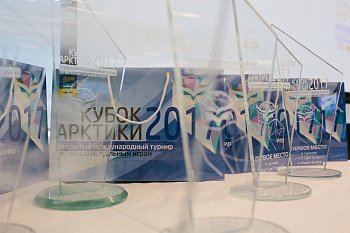 Депутат Мурманской областной Думы Герман Иванов открыл Международный турнир по интеллектуальным играм "Кубок Арктики"