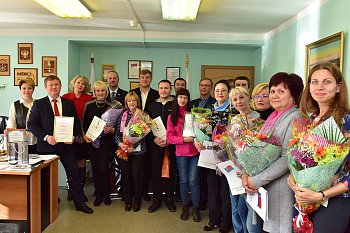 Депутат Мурманской областной Думы Максим Иванов поздравил сотрудников АО "Мончегорскводоканал" с днем рождения предприятия