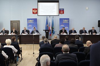 В Оленегорске проходит совместное выездное заседание Координационного Совета представительных органов муниципальных образований и Ассоциации "Совет муниципальных образований Мурманской области"