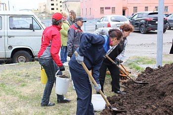 Виктор Сайгин привез в Североморск-3 «черное золото»