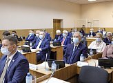 Дума приняла в первом чтении проект закона об областном бюджете на 2022 год и последующий период