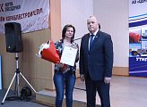 Сергей Дубовой поздравил работников судоремонтного завода "Нерпа" с профессиональным праздником