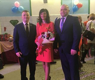  Средняя общеобразовательная школа № 9   г. Заполярный  отметила 55-летие образования