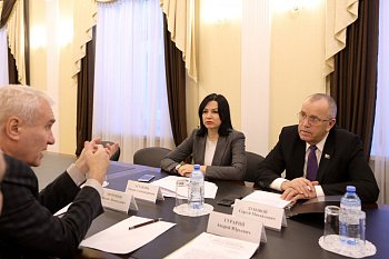 В областной Думе состоялось рабочее совещание по вопросу развития строительной отрасли региона