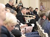 В рамках VI Мурманской международной деловой недели депутаты областной Думы приняли участие в пленарном заседании выездной сессии Петербургского международного экономического форума
