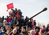 7 мая депутат областной Думы Михаил Белошеев принял участие в митинге у мемориала, посвящённого воинам Полярной дивизии и торжественных мероприятиях в Долине Славы
