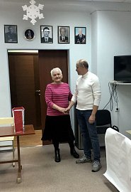 Роман Пономарев принял участие в торжественном мероприятии, посвященном празднованию Нового 2020 года, проводимом МРОО "Наша забота" и вручил председателю ценные подарки