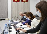 В Думе состоялись рабочие встречи Губернатора области Андрея Чибиса с депутатами фракций регионального парламента