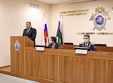 Первый вице-спикер регионального парламента Владимир Мищенко поздравил сотрудников Следственного управления СК России с днем образования ведомства
