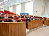 На Ямале депутаты Госдумы совместно с региональными законодателями обсудили развитие Арктики