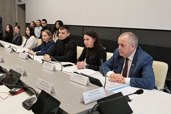 Состоялось очередное заседание Молодежного парламента при Мурманской областной Думе