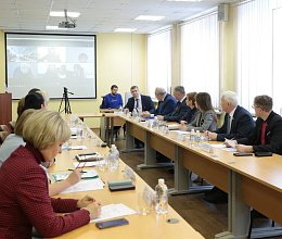 Выездное заседание комитета по образованию и науке в городе Апатиты, посещение апатитского и кировского филиалов МАУ, Апатитского политехнического колледжа имени Голованова Г. А. 11 февраля 2026 года