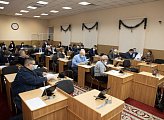 Депутаты обсудили проект закона об областном бюджете на 2021 год и предстоящий период во втором чтении