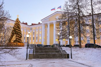 Сегодня - день образования Мурманской областной Думы