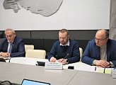 Состоялось заседание комитета по транспорту, дорожному хозяйству и информатизации под председательством Артура Попова