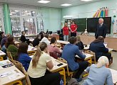 Уважаемые земляки, 9 сентября провел встречи с коллективом Кадетской школы города Мурманска и жителями микрорайона по улице Баумана дома № 32