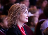 Региональные парламентарии поздравили северянок с Днем матери