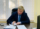Юрий Шадрин провел прием граждан в общественной приемной партии "Единая Россия" в г. Североморске