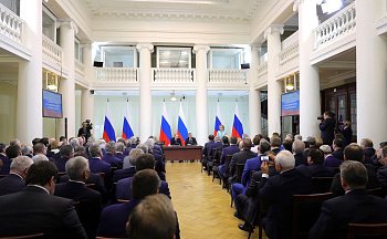 Глава регионального парламента Сергей Дубовой принял участие в заседании Совета законодателей при Федеральном Собрании Российской Федерации