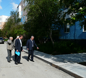 Василий Омельчук и Валерий Пантелеев проверили ход благоустройства и строительства объектов в рамках нацпроектов в городе Полярные Зори