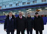 В порт Мурманск пришел ледокол "Обь"