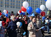 Региональные парламентарии приняли участие в праздничных первомайских шествиях и митингах