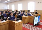 Областную Думу посетили студенты Мурманского морского рыбопромышленного колледжа им. И.И. Месяцева