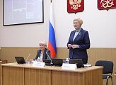 Старшее поколение мурманчан познакомилось с работой регионального парламента