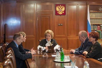 Прошла рабочая встреча Председателя Совета Федерации Валентины Матвиенко  с Губернатором Мурманской области Мариной Ковтун и главой регионального парламента Сергеем Дубовым