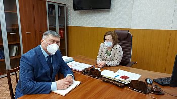 Владимир Мищенко провел встречу с руководством ЦМСЧ - 120 (г. Снежногорск, ЗАТО Александровск)