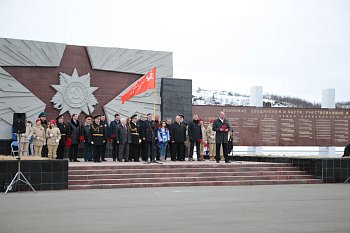 Депутаты Мурманской областной Думы приняли участие в памятных мероприятиях в Долине Славы