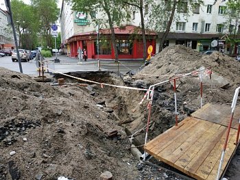 Роман Пономарев совместно с мурманскими экспертами ОНФ предлагает разработать систему по совмещению ремонта тепловых сетей и автомобильных дорог 