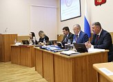 Состоялось очередное заседание регионального парламента