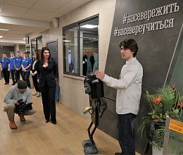 Выездное заседание комитета по образованию и науке в городе Апатиты, посещение апатитского и кировского филиалов МАУ, Апатитского политехнического колледжа имени Голованова Г. А. 11 февраля 2026 года
