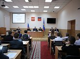 Урок парламентаризма для школьников прошел в Мурманской областной Думе
