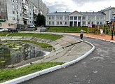 Роман Пономарев: после вмешательства ОНФ прокуратура обязала власти Мурманска оградить пруд рядом с игровой площадкой на улице Марата