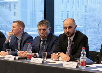 О взаимодействии малых и средних предприятий региона с крупным бизнесом шла речь на заседании комитета по развитию малого и среднего предпринимательства Союза промышленников и предпринимателей Мурманской области