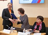 В областной Думе прошел День открытых дверей для школьников из Ковдора