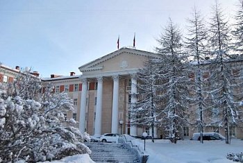 Глава регионального парламента Сергей Дубовой направил поздравление с годовщиной образования Магаданской области