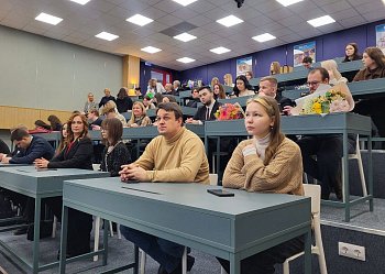 В Мурманском арктическом университете обсудили влияние юридической науки на законодательную деятельность в субъектах РФ 