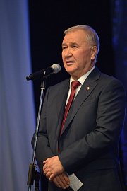 Василий Омельчук и Евгений Никора поздравили энергетиков Кольского Заполярья с профессиональным праздником