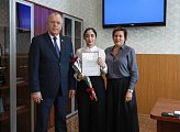 Сергей Дубовой поздравил медицинских сестер МСЧ в Снежногорске с профессиональным праздником