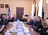 В Мурманской областной Думе прошел торжественный прием ветеранов-пограничников, посвященный 100-летию погранвойск России
