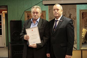 Председатель Думы Сергей Дубовой поздравил коллектив жилищно-коммунального хозяйства Видяево с 15-летием образования предприятия