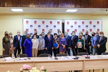 Глава регионального парламента Сергей Дубовой  поздравил депутатов Кольского района с началом работы